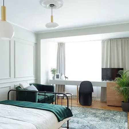 Amazing Location - Superb View - Old Town