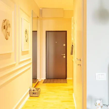 Amazing Location - Superb View - Old Town * Bükreş