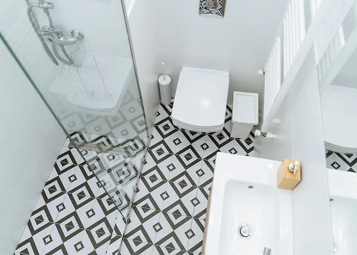 Amazing Location - Superb View - Old Town Apartman